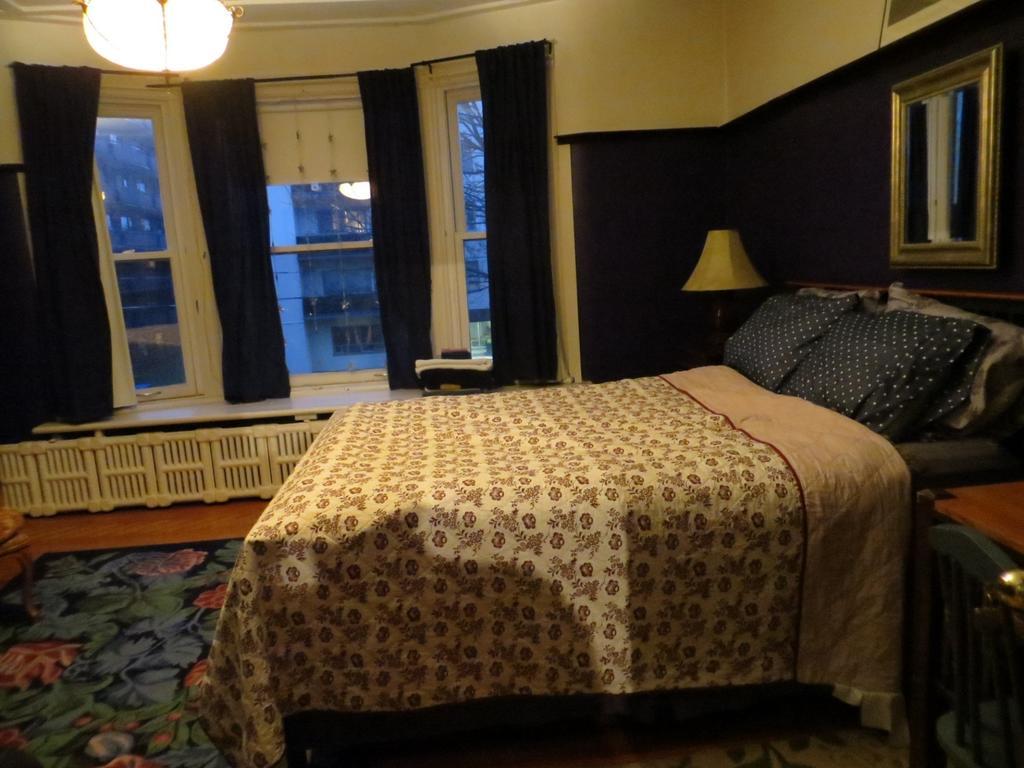 تورونتو Elliott House Bed & Breakfast الغرفة الصورة